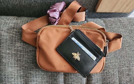 bee wallet