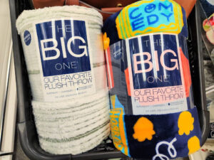 kohls big one throw clearance (1)