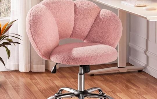 pink chair (2)