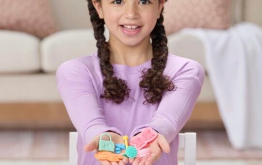 play doh barbie pears and bows accessory pack