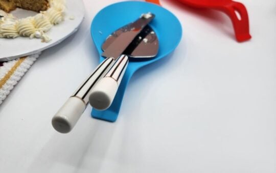 3 Piece Silicone Spoon Rest:Holder, Multicolor, Kitchen Utensil