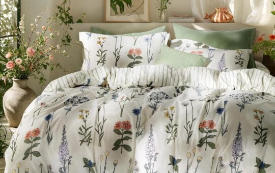 Bedsure Floral Queen Comforter Set