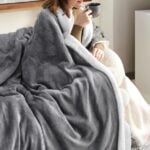 Bedsure Sherpa Fleece Throw Blanket