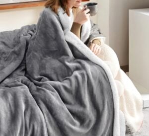 Bedsure Sherpa Fleece Throw Blanket