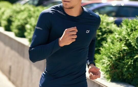 G Gradual Men's Sun Protection Rash Guard
