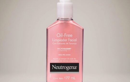 Neutrogena Oil Free Pink Grapefruit Pore Cleansing Acne Wash
