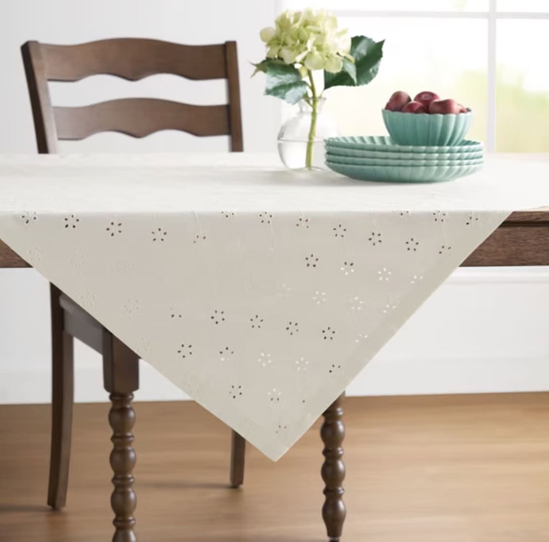 Pioneer Woman Eyelet Table Throw