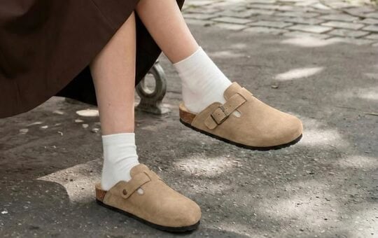 Xiakolaka Women's Genuine Suede Clogs