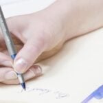 bic round stick grip pens
