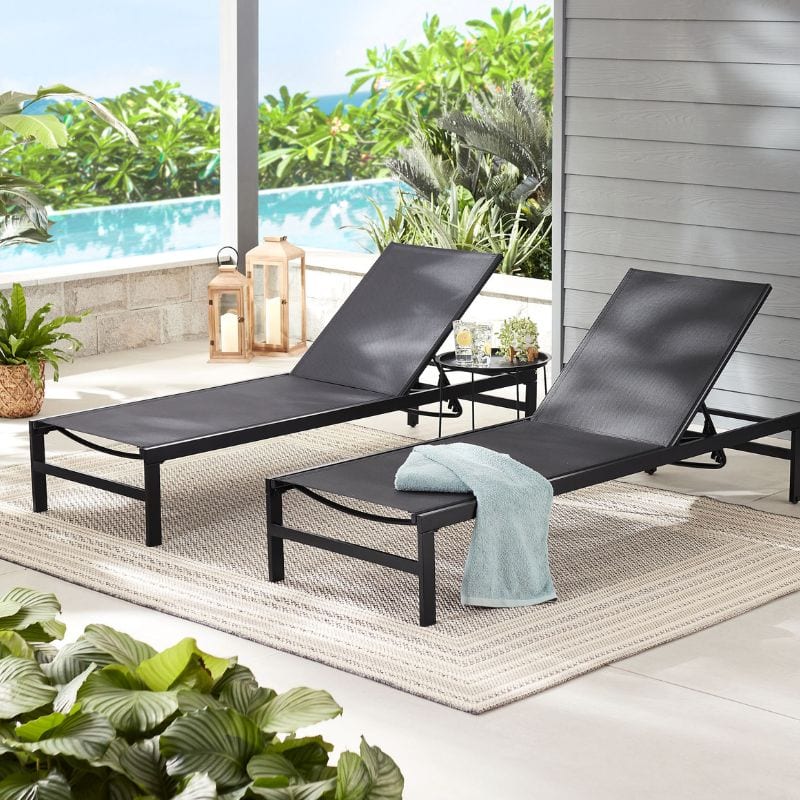 chaise lounge chaise lounge