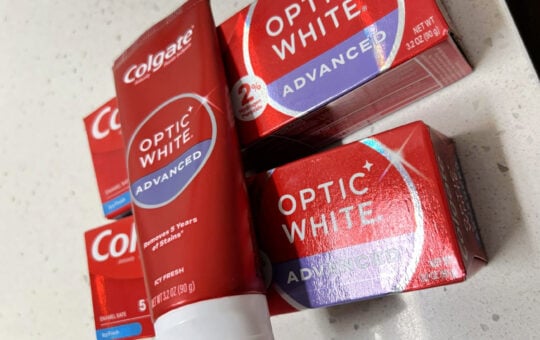 colgate optic white