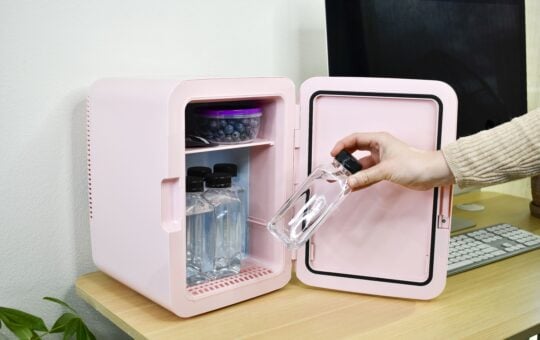 frigidaire mini fridge