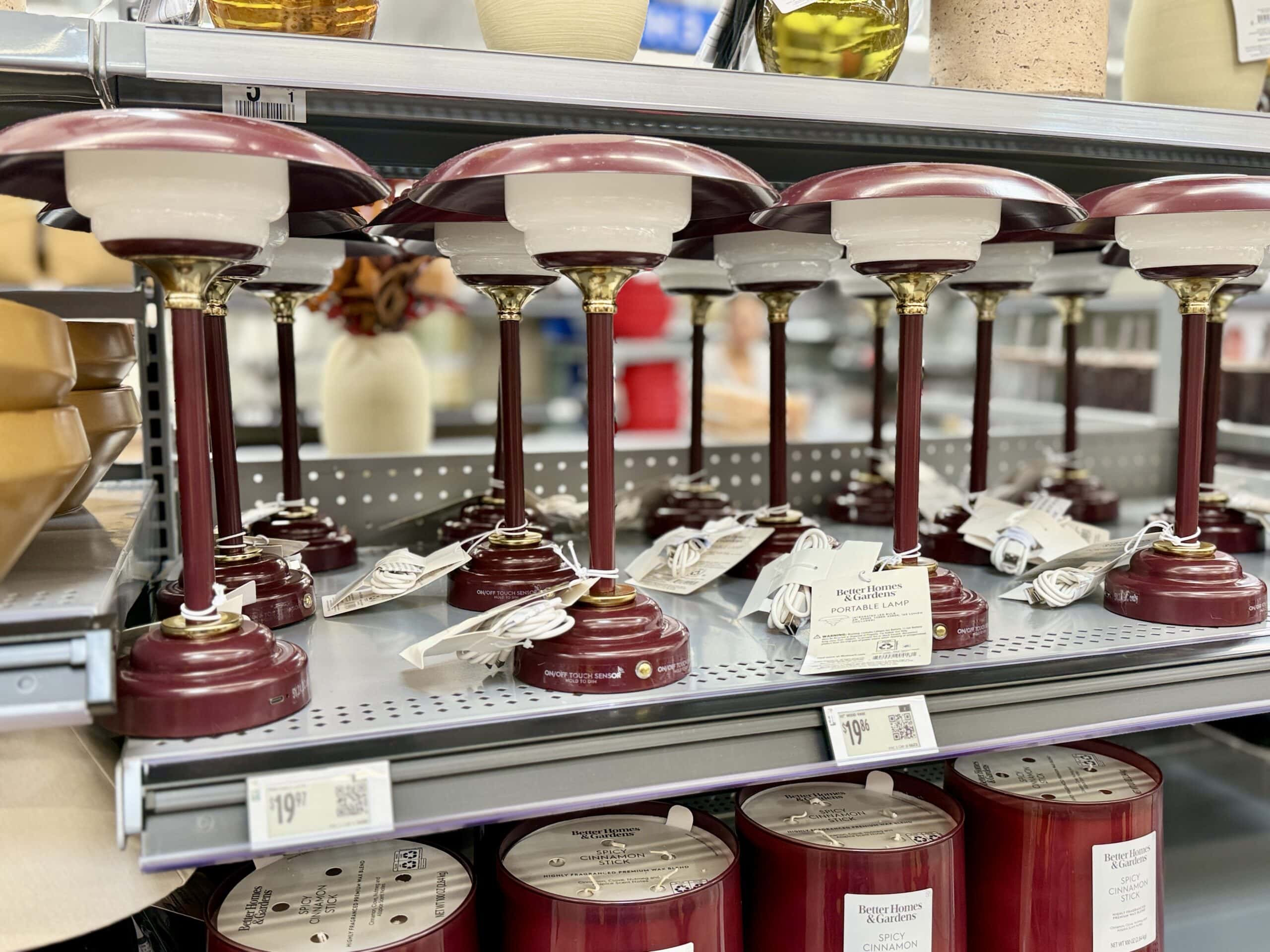 maroon lamp