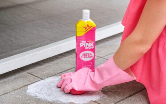 pink stuff cream cleanser