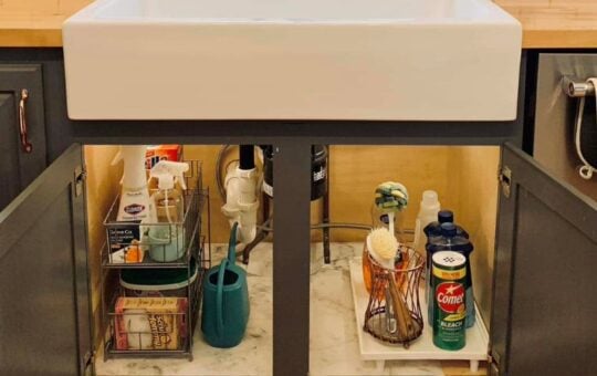 under cabinet lighting