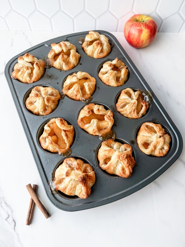 Apple Pie Puffins06