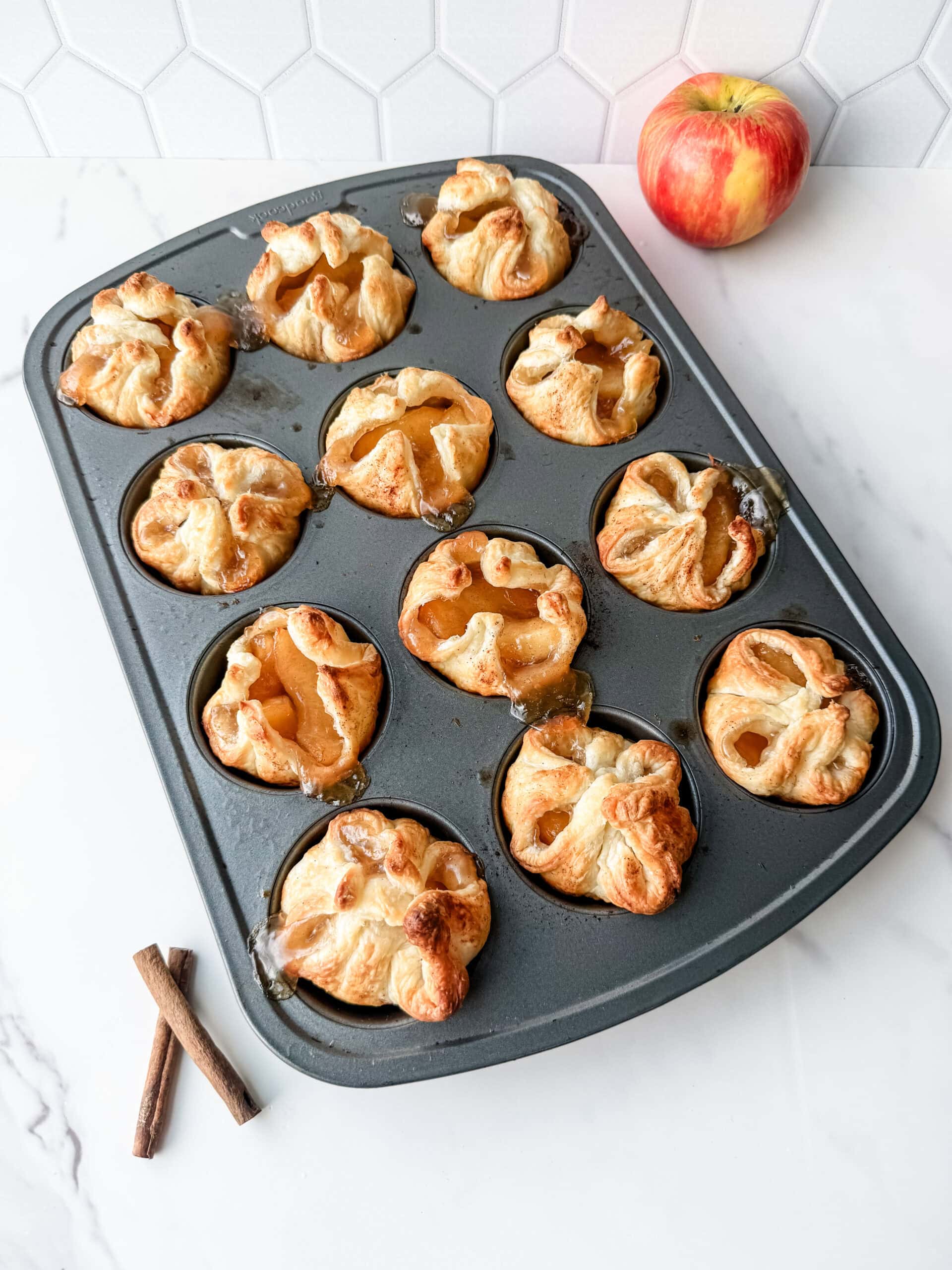 Apple Pie Puffins06