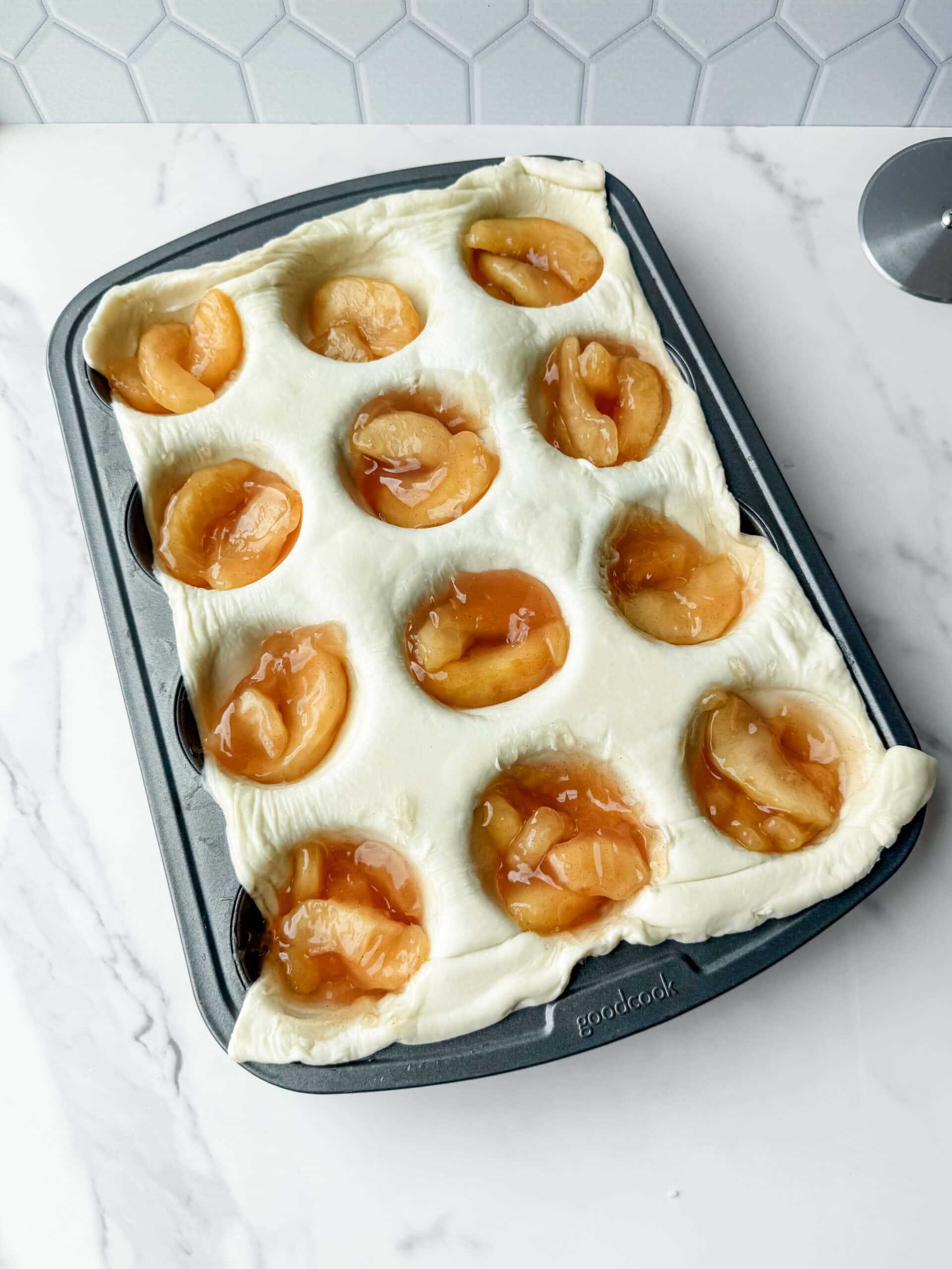Apple Pie Puffins99