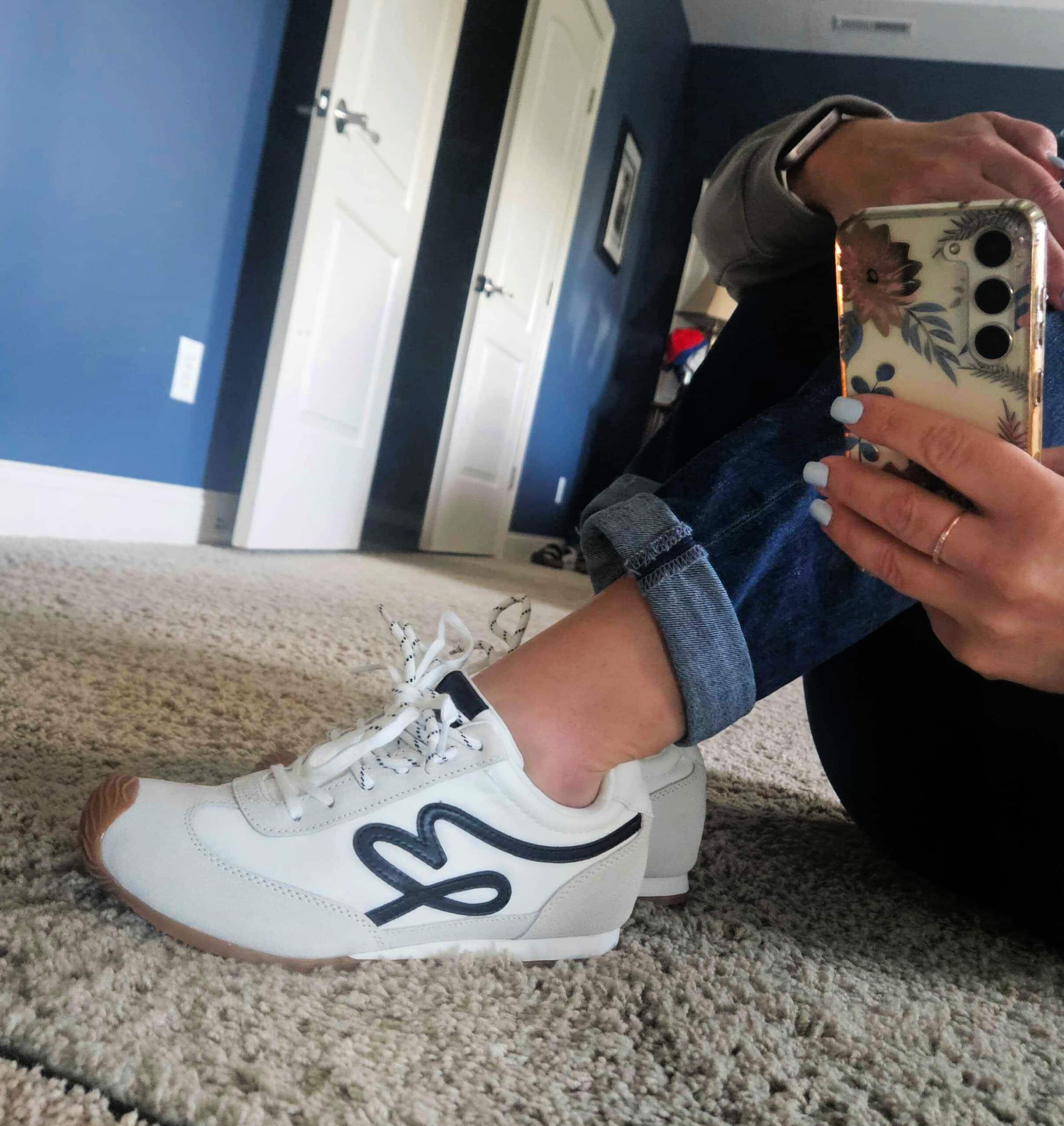 DREAM PAIRS Women's Retro Tennis Fashion Sneakers Ashley