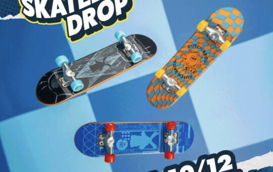 Dutch Bros Mini Skatebaord