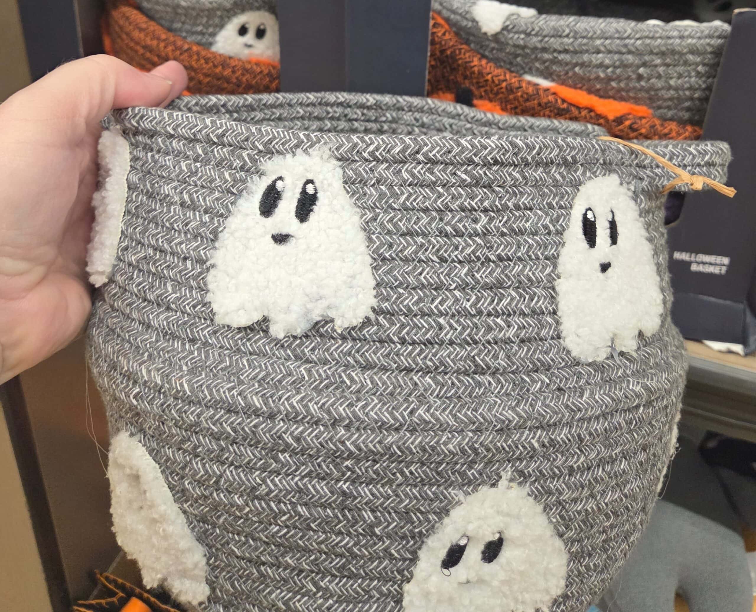 Halloween Basket 2