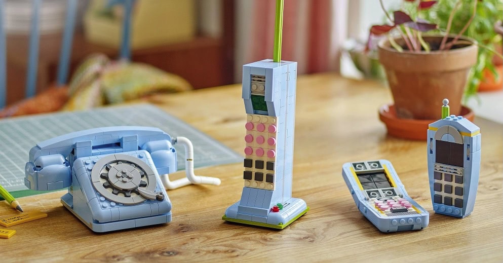 LEGO Creator 3 in 1 Retro Telephone LEGO Creator 3 in 1 Retro Telephone
