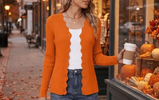 LILBETTER Women's Cardigan Sweaters Scalloped V Neck Long Sleeve Button Down