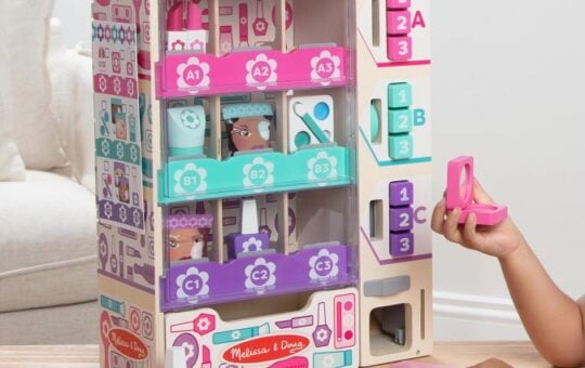 Melissa & Doug Beauty Kiosk Wooden Vending Machine Salon