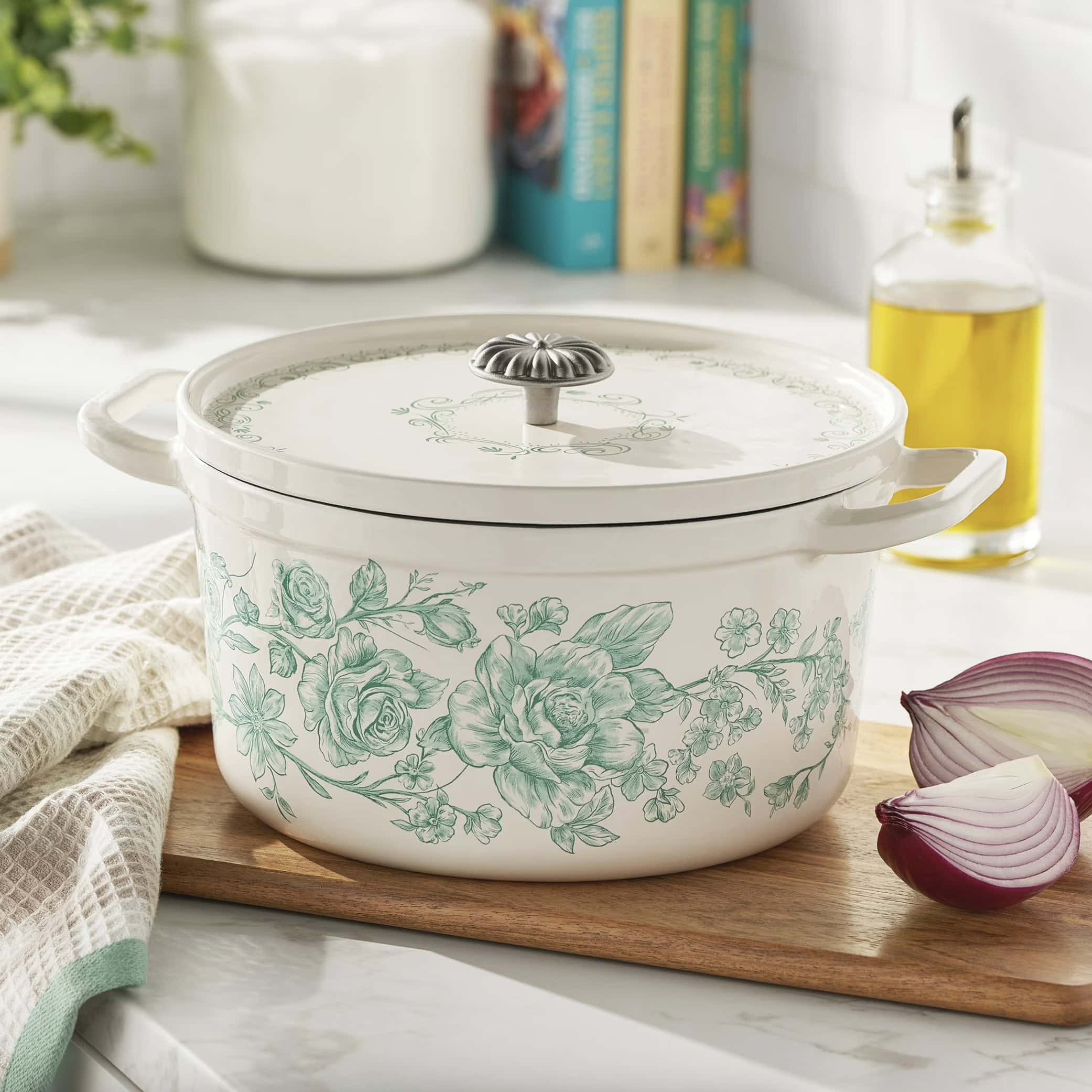 Pioneer Woman Agatha Dutch Oven