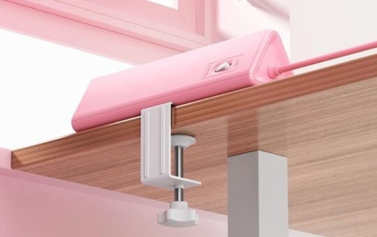 SMALLRT Pink Desk Clamp Power Strip Back