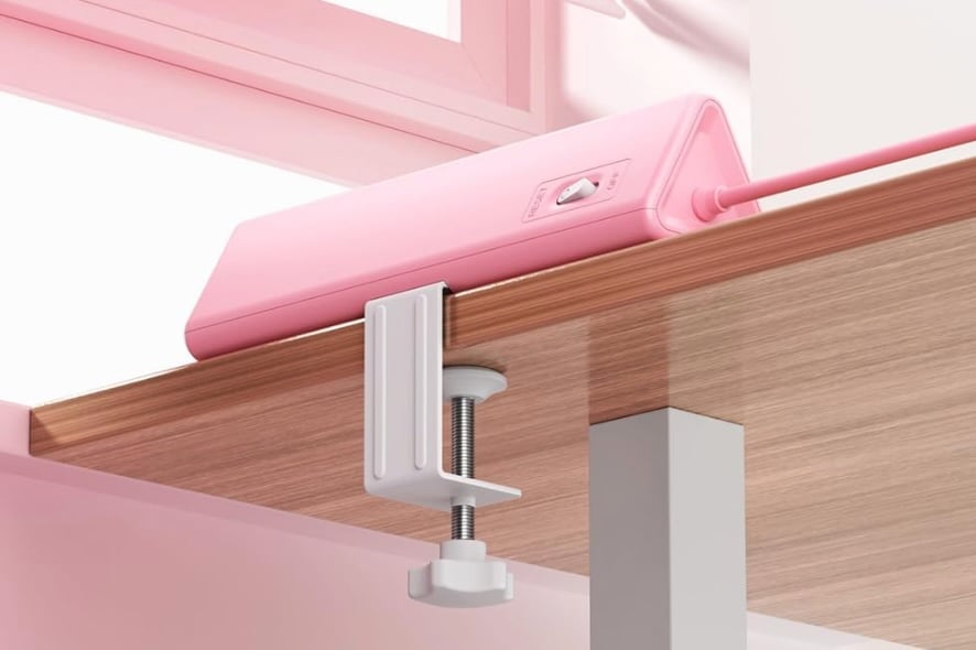 SMALLRT Pink Desk Clamp Power Strip Back