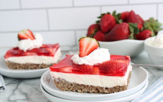 Strawberry Pretzel Less Salad Final 43