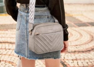 TANTOMI Crossbody Bags