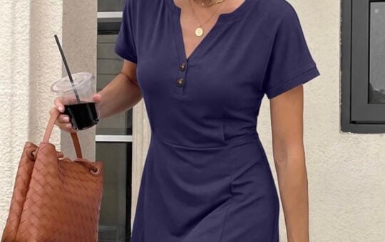 crewneck summer dress with pockets aumora