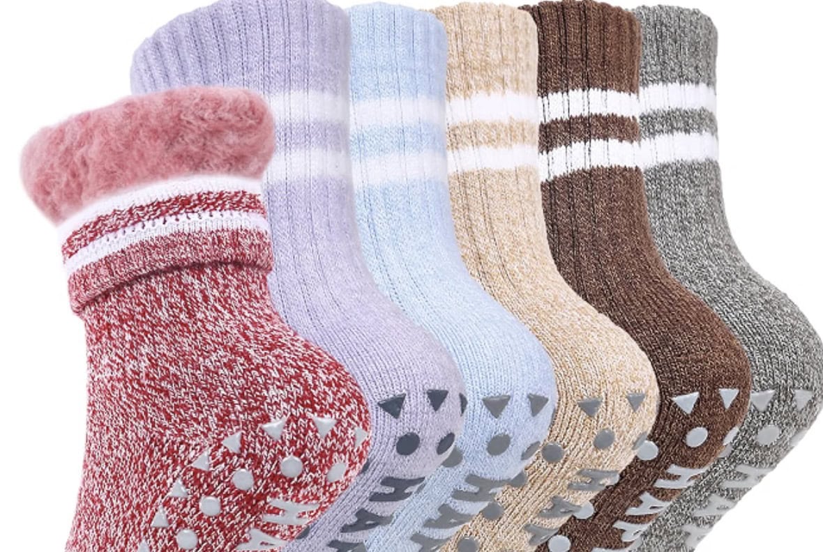 kids fuzzy slipper socks