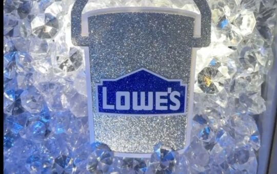 lowes bucket necklace (1)