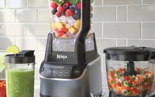 ninja UltraCrush Professional Kitchen System (1)