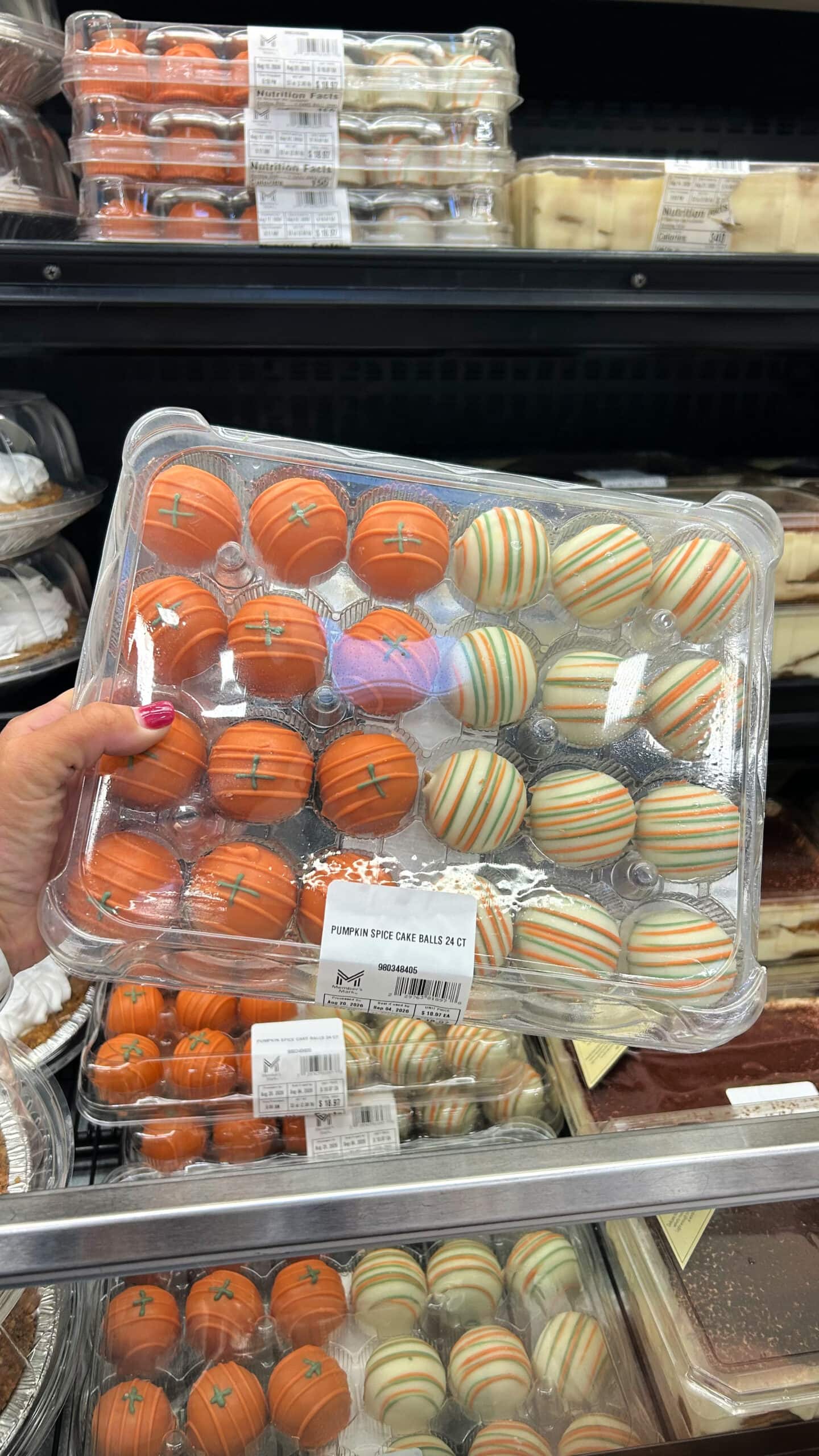 sams pumpkin cake balls