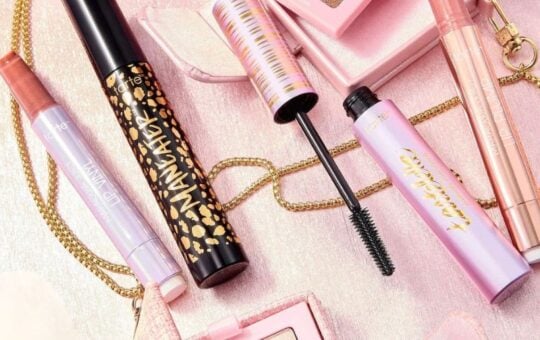 tarte you know you love me collector's vault (1)