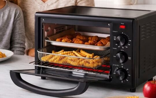 Dash 23L Air Fryer Toaster Oven