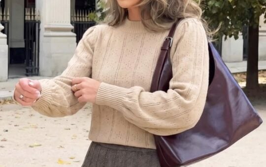 Okiwam Mock Neck Lightweight Sweater