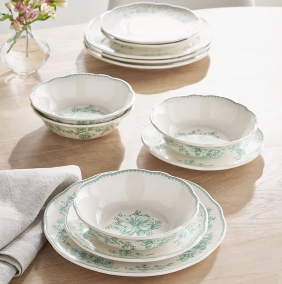 Pioneer Woman Agatha Dinnerware Pioneer Woman Agatha Dinnerware