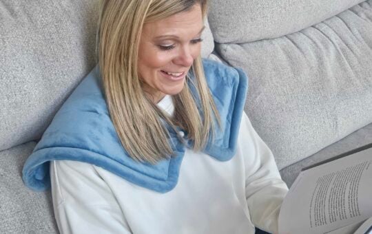 SEISSO Heating Pad Neck Shoulders Back Ashley