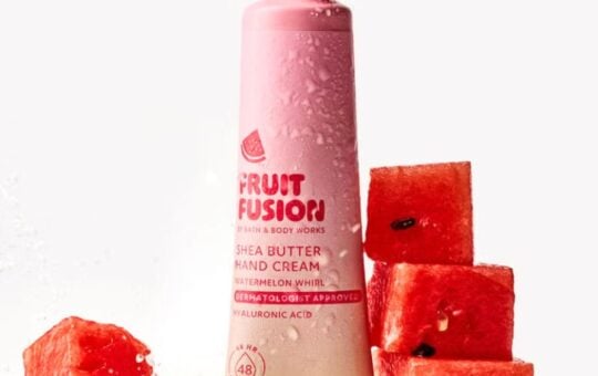bath body works fruit fusion hand cream (1)
