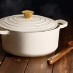 carote dutch oven white
