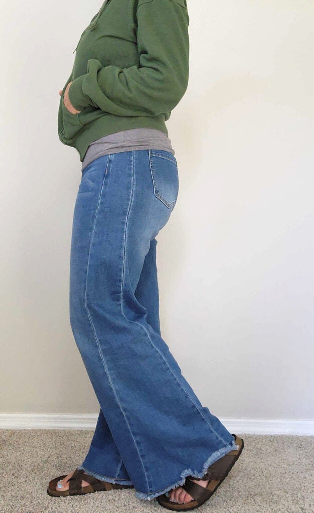 jamie jeans side