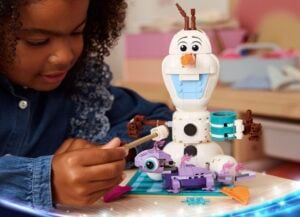 lego disney olaf and bruini picnic frozen set