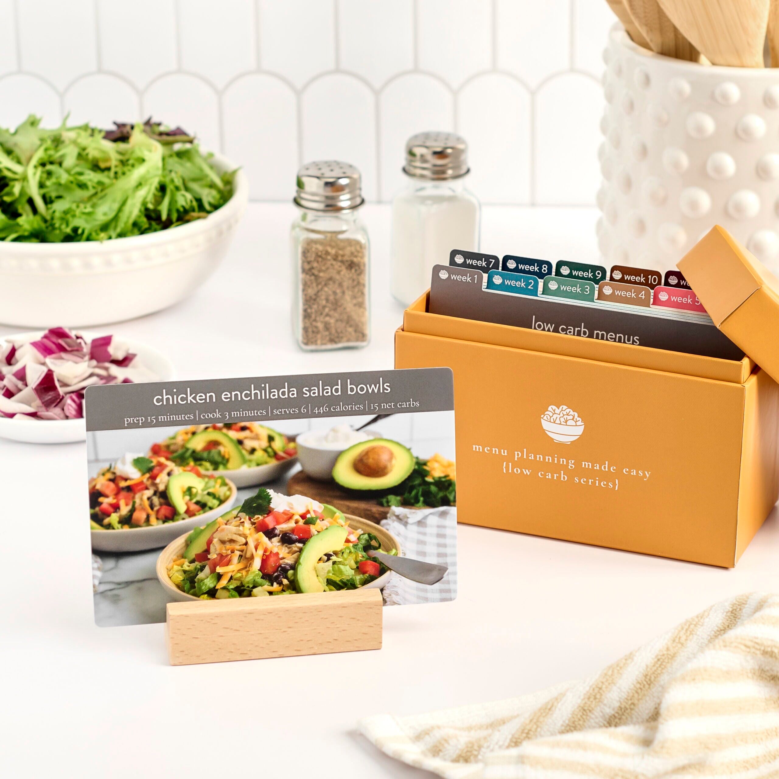 low carb menu plan with featured recipe