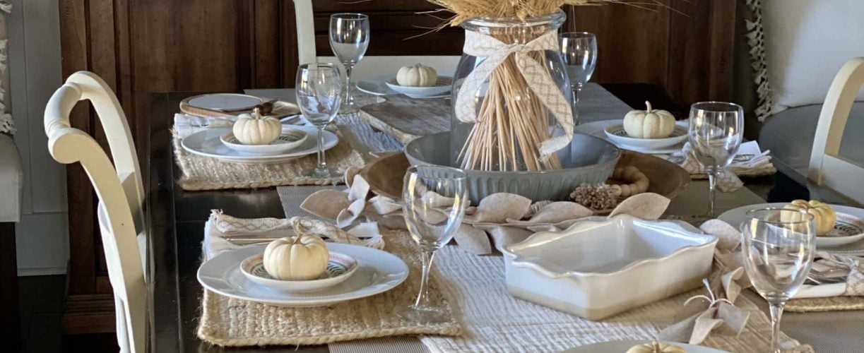 laurie's dining table decor